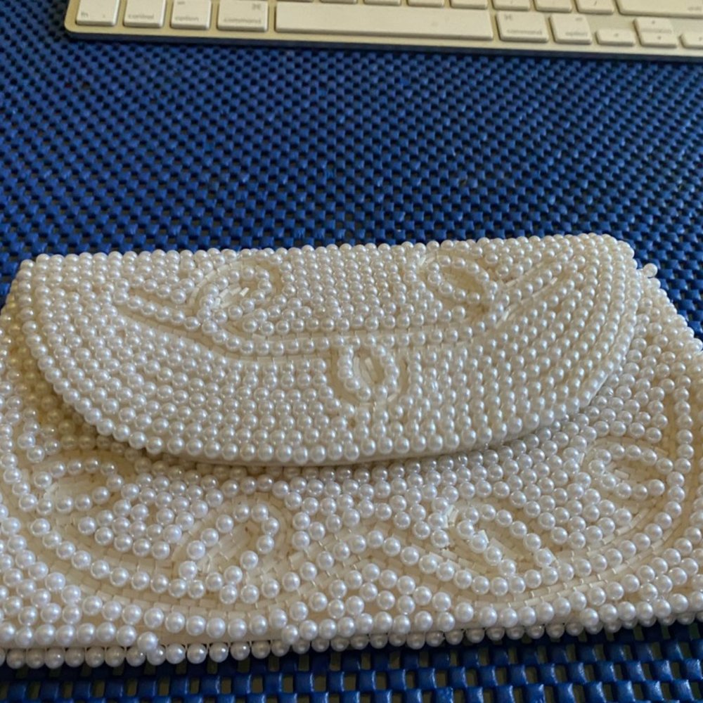 Designers White Pearl Beaded Clutch Evening Bag Purse - Picture 4 of 7